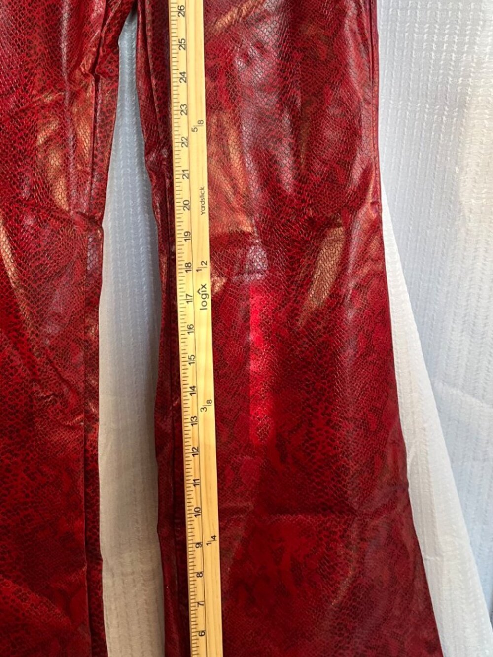 Vintage 90's / Y2K Liquid Clothing Red Faux Snakeskin Flare Pants size 9 - Picture 4 of 6